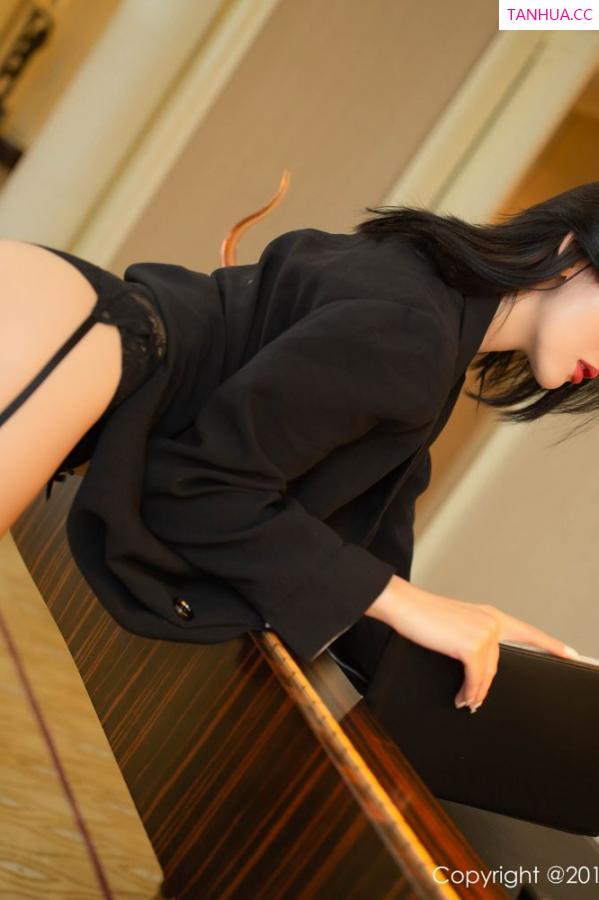 就是阿朱啊  [XIUREN]高清写真图 2019.08.23 就是阿朱啊第27张图片